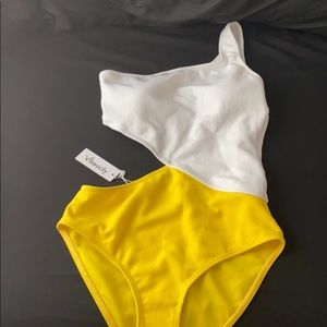 Bathing suit